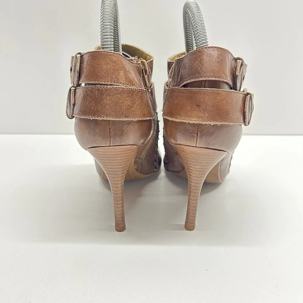 Carlos Santana Borderline Brown Leather Ankle Booties Heels Whipstitch Womens 7M